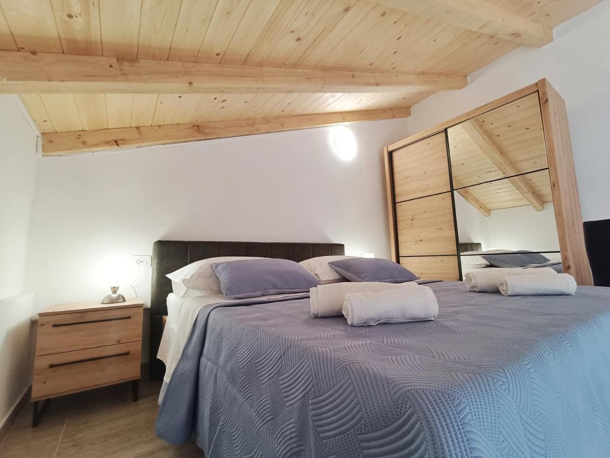 Apartman Gallery Freya ザダル エクステリア 写真
